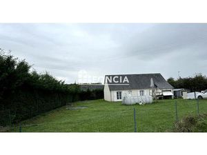 Saunay – Maison de plain-pied au calme  sur un terrain de 1 200 m²