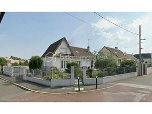 Pavillon de 177 m² à Vaujours