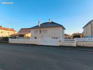 Vends pavillon dans secteur paisible