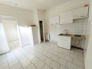 T2 30 M2 + cour de 25 M2