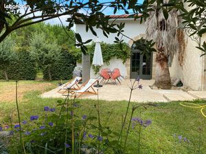 Location grand T2 meublé au mois