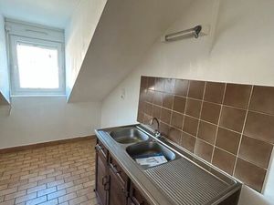 Montereau studio 18 m2 entre centre et gare  55 minutes Gare de Lyon ligne R