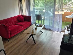 F2 meublé à l'année santa-lucia