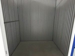 Box de stockage sécurisé 1 à 2 m² – Centre de Cholet