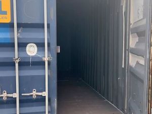 À Louer Box de stockage / container / garde meuble 14m2 à Neufchâtel en Bray  Accès Facile