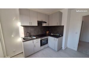 T3 a louer dole centre avec ascenseur