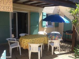 MAISONNETTE à 50 metres de la mer