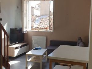 A louer T1/2 34m² Centre Ville Ecusson avec Garage