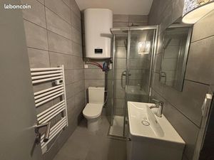 Studio mezzanine au pied de la fac Vauban