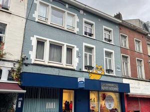 Duplex deux chambres avec terrasse en excellent état