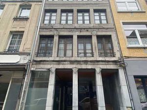 Vente immeuble à appartements à rafraîchir