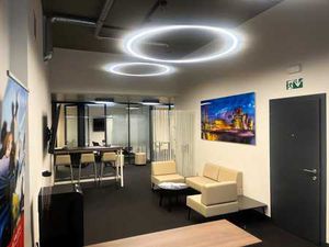 Bureau entièrement meublé à louer - coin résidentiel