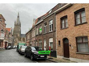 Maison de ville prête à emménager avec garage  idéalement s…