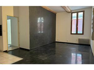 Location appartement  m² T-3 à Beaucaire  540 €