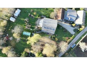 Ensemble immobilier avec très beau potentiel