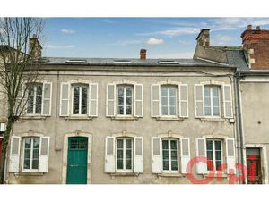 Maison Bourges 224 m² T-12 à vendre  449 400 €