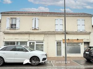 Vente locaux professionnels 180 m² à Rueil-Malmaison (92500)  975 000 €