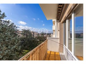 Beau T2 dans un environnement verdoyant - CALUIRE