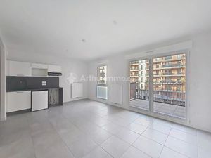 Location Appartement 1 pièces 30 m2 à Clermont-Ferrand