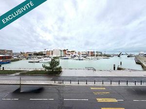 Bar d'ambiance snacking sur le port de Dunkerque
