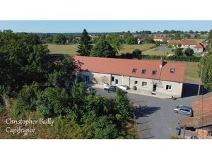 Longère bourbonnaise récemment rénovée  5 chambres  proche des commodités