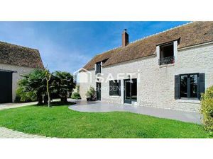 Belle maison d'hôtes rénovée avec 3 chambres avec salle d'eau.