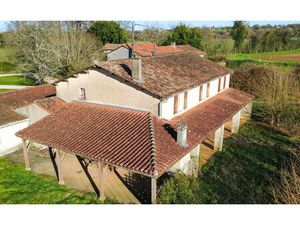 Maison à vendre à Ruffec (16700) - Charente