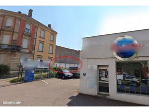 Garage fermé  parking box à Sarreguemines centre sans frais d'agence 58