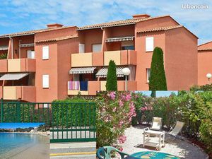 Bandol appart T2/T3  jardin  parking  clim  internet  proche gare  port  commerces  plage;