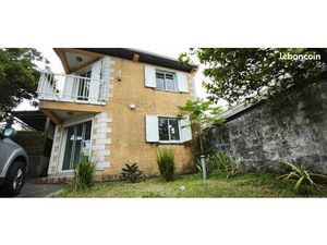 Maison F4 à louer à Petite ile centre