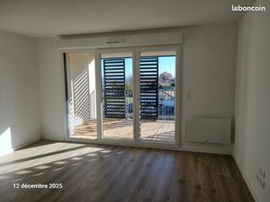 Particulier loue T3 à Auzeville-Tolosane 730 HC par mois