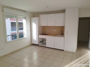 Loue T2 bd plombieres