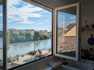 T3 au 3eme étage 530 EUROS