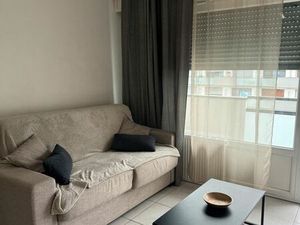 Studio meublé - Saint-Julien-en-Genevois 890 CC