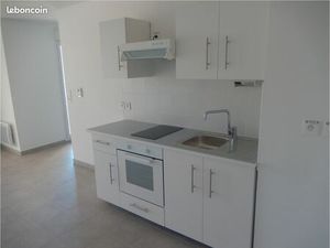 T1 bis de 30 5m2 Expo Sud + 2 terrasses + Garage individuel privatif en sous-sol dans rési