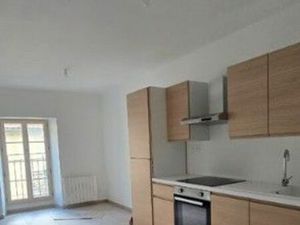 ? Appartement T3 – 67 m² 1er étage