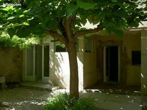 Location T3 avec petit jardin