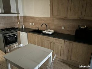 Location meublée maison de village