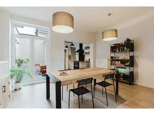 Charmante instapklare woning met 3 slpk in Sint-Amandsberg