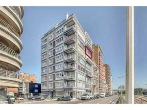 BEL APPARTEMENT 2 CH + BUREAU ET GARAGE  DE ... M² AU 6EME