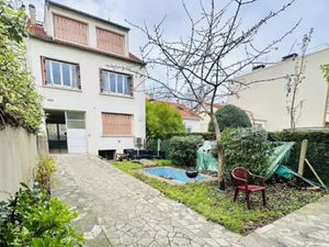 Location meublée appartement 4 pièces 62 m² à Cachan (94230)  1 950 €