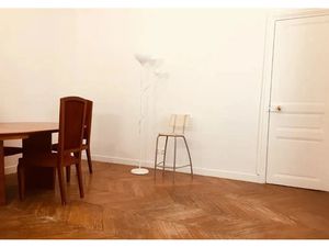 Location meublée appartement 2 pièces 42 m² à Paris 17ème (75017)  1 510 €