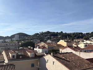 Location appartement 3 pièces 70.86 m² à Vallauris (06220)  1 500 €