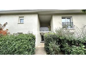 Charmant T3 en rez-de-jardin avec loggia et parkings à Pujols