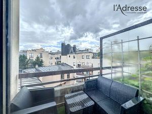 Location appartement 1 pièce  30.00m²  Suresnes