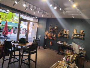 Location local commercial 2 pièces  50.00m²  Chalonnes