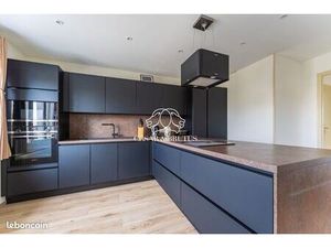 Maison 6 pièces 170 m²