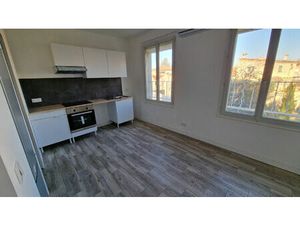 Saint victoret dans un petit immeuble un appartement de type 2 meublé