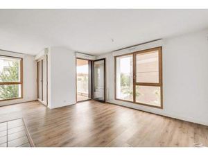 Charmant F3 récent avec terrasse à Pantin