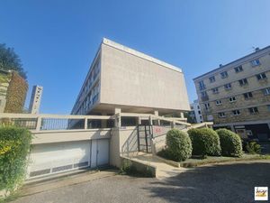 PARKING SAINT-MICHEL